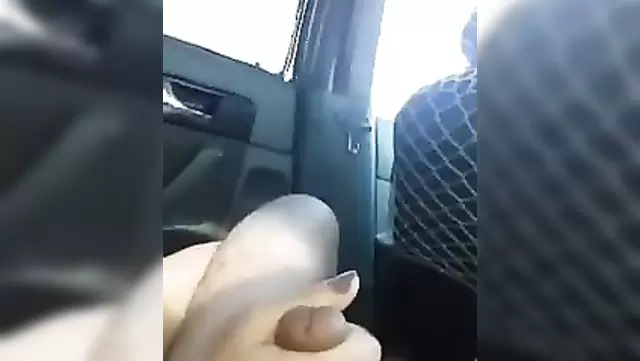 Orospu, Kazak mastürbasyonunu kameraya aldı.