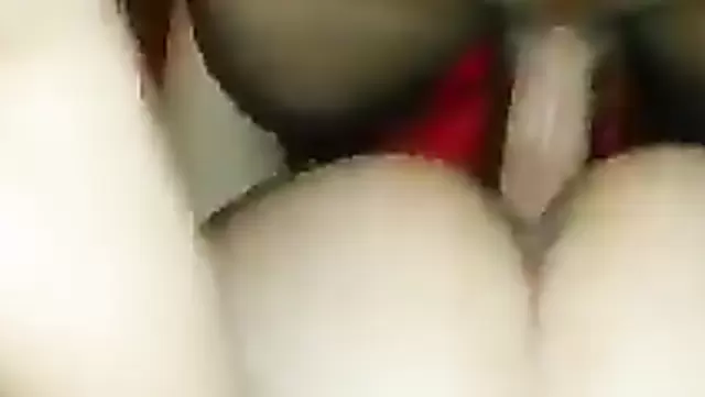 Kazak köpek pozisyonunda gerçek seks.